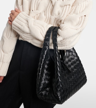 Campana Medium leather shoulder bag | Bottega Veneta