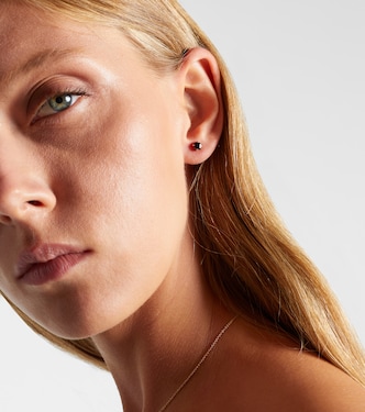 Ohrringe aus 10kt Gelbgold mit Granat | Stone and Strand
