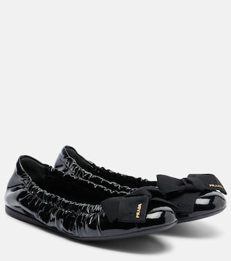Bow-detail patent leather ballet flats | Prada