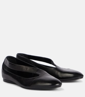 Ballerine Diana in pelle con cut-out | Khaite