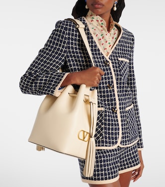 So Seau leather bucket bag | Valentino Garavani