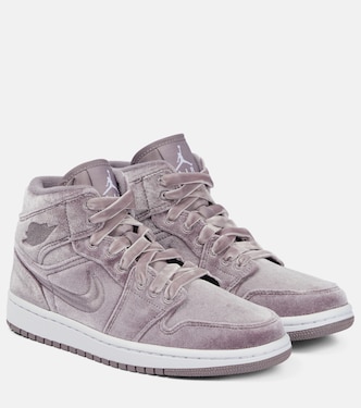 Baskets Air Jordan 1 Mid en velours | Nike