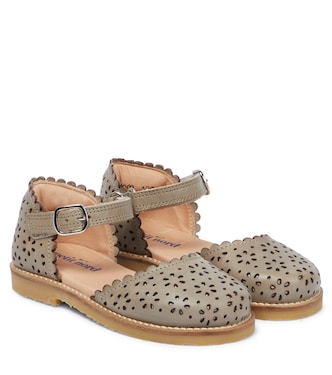Scalloped leather sandals | Petit Nord