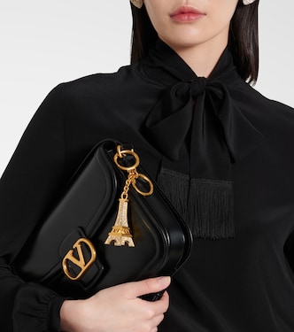 VLogo Signature Eiffel Tower keyring | Valentino Garavani