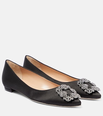 Ballerinas Hangisi aus Satin mit Kristallen | Manolo Blahnik