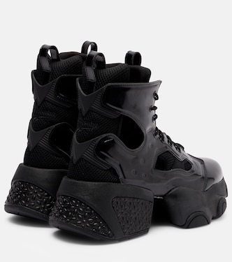 Schnürstiefel mit Cut-outs | Noir Kei Ninomiya