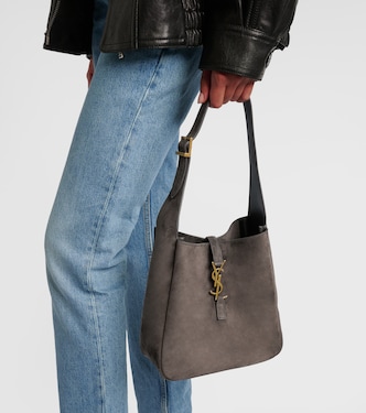 Le 5 à 7 Supple Small suede shoulder bag | Saint Laurent
