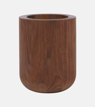 Busk walnut vase | Michaël Verheyden