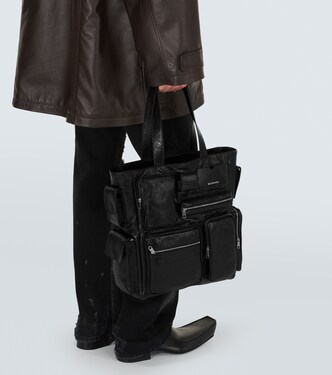 Superbusy distressed leather tote bag | Balenciaga