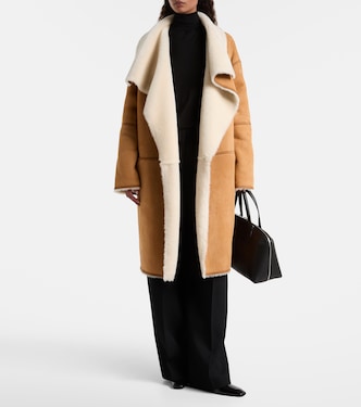 Shearling-trimmed suede coat | Toteme