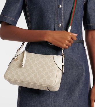 Schultertasche GG Emblem Small | Gucci