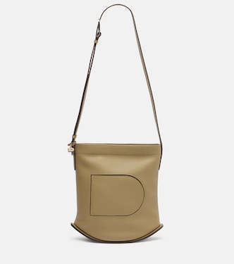 Pin Daily Medium leather tote bag | Delvaux