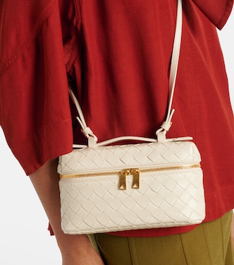 Bang Bang Intrecciato leather vanity bag | Bottega Veneta