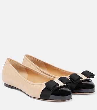 Ballerinas Varina aus Leder | Ferragamo