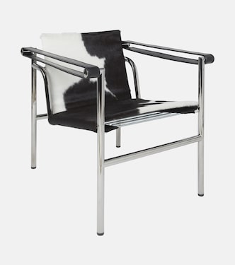 1 Fauteuil Dossier Basculant calf hair chair by Le Corbusier, Pierre Jeanneret, and Charlotte Perriand | Cassina