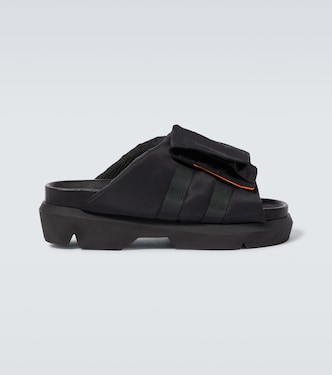 Pockets slides | Sacai
