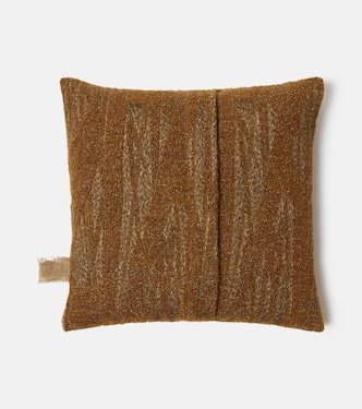 Fosca cushion | The House of Lyria