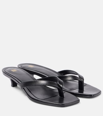 Leather thong sandals | Toteme