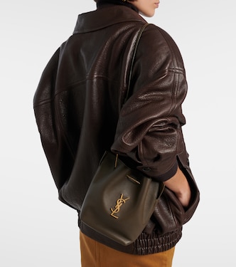 Pochon Cassandre leather bucket bag | Saint Laurent
