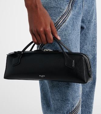 Le Teckel Small leather clutch | Alaïa