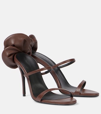Sandali 105 in pelle con applicazioni floreali | Magda Butrym