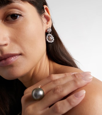 18kt white gold drop earrings with diamonds | Suzanne Kalan