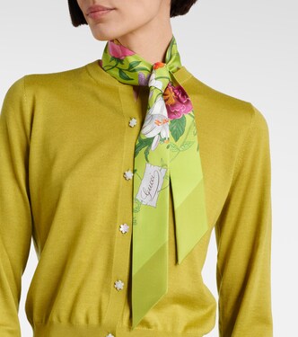 Foulard in twill di seta con stampa | Gucci