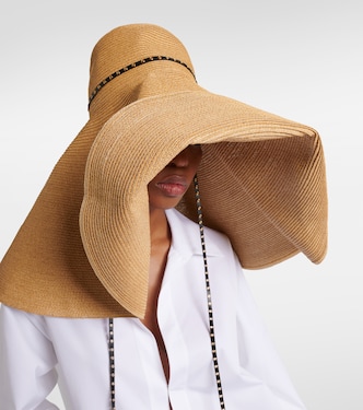 Capeline straw cloche hat | Alaïa