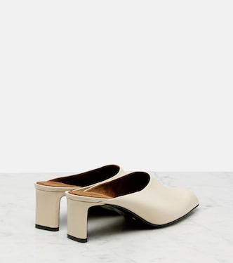 Mules Colt 50 aus Leder | Khaite