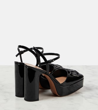 Pumps VLogo Signature 115 in vernice con plateau | Valentino Garavani
