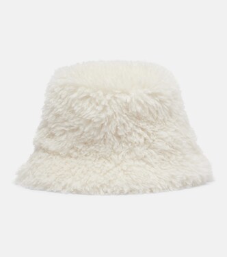 Faux fur bucket hat | Perfect Moment