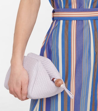 Puffy Pouch Small raffia-effect clutch | Loro Piana