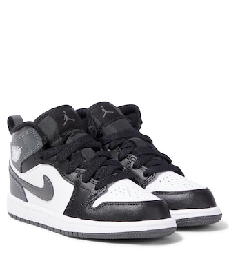 Air Jordan 1 Retro leather sneakers | Nike Kids