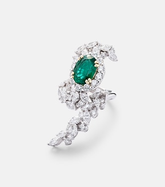 Anello Reign Supreme in oro bianco 18kt con diamanti e smeraldo | Yeprem