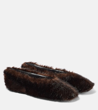 Ballerinas aus Faux Fur | Magda Butrym