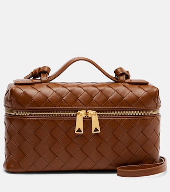 Bang Bang Intrecciato leather vanity bag | Bottega Veneta