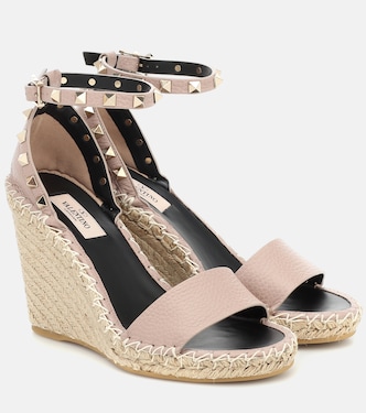 Valentino Garavani Rockstud Double leather wedge espadrilles | Valentino Garavani