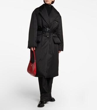 Abrigo acolchado de Re-Nylon con cinturón | Prada