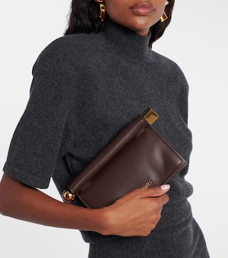 La Pochette Rond Carré Small leather clutch | Jacquemus