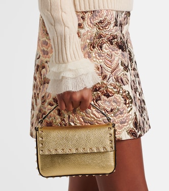 Schultertasche Rockstud Mini aus Metallic-Leder | Valentino Garavani