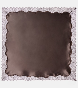 Tuch aus Seidensatin mit Spitze | Magda Butrym