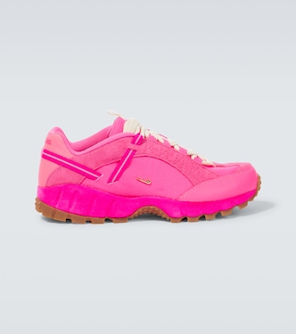x Jacquemus Air Humara sneakers | Nike
