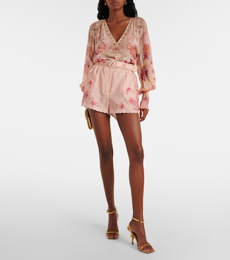 Verziertes Top  Blossoms and Brushstrokes aus Seide | Camilla
