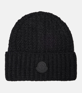 Moncler beanie price deals