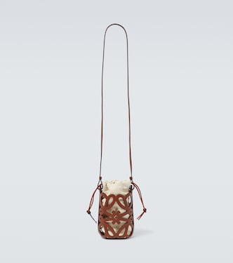 Bucket-Bag Anagram aus Canvas und Leder | Loewe