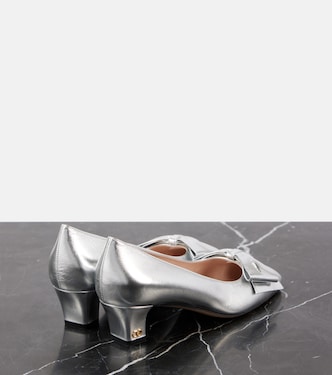 Pumps Bowow 45 in pelle metallizzata | Valentino Garavani