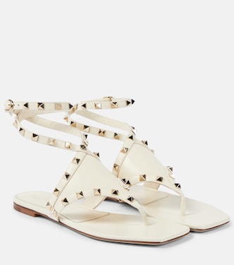 Rockstud leather thong sandals  | Valentino Garavani