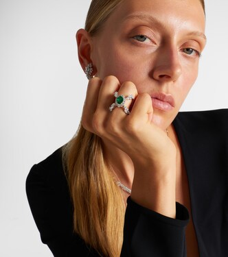 Reign Supreme 18kt white gold ring with diamonds and emeralds | Yeprem