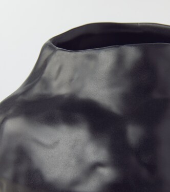 Unearthed Large vessel | Completedworks