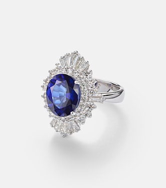 Reign Supreme 18kt white gold ring with sapphire and diamonds | Yeprem